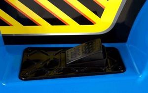 Super Toys NAJMOCNIEJSZY TRAKTOR Z ŁYŻKĄ I PILOTEM 12V DWIE PRĘDKOŚCI/1005A uniwersalny 11