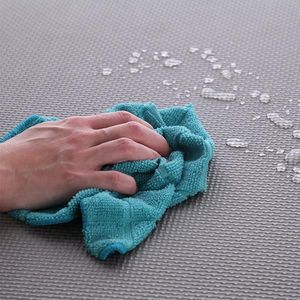 One Fitness Mata ochronna MP10 180 cm x 180 cm x 1 cm wielokolorowa 15