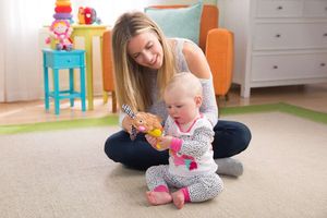 Tomy Lamaze Zawieszka szczeniaczek Pawełek TOMY 3