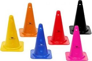 YakimaSport Pachołek wysoki z dziurami 38 cm 2