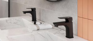 Bateria umywalkowa KFA Mokait stojąca czarny (5532-815-81) 3