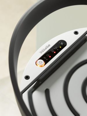 Miele Stacja Parowa FashionMaster B 2847 biała 8