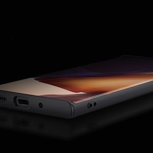 Nillkin Etui Nillkin Magic Case Qi Wireless Charging Receiver do Samsung Galaxy Note 20 Ultra (Czarne) uniwersalny 3