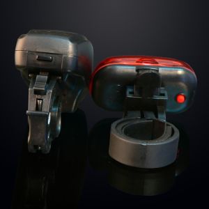 Tiross Lampka Rowerowa TS-656 Czarna 2