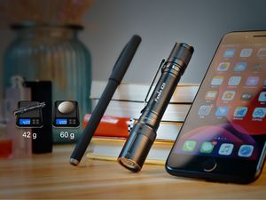 Latarka Fenix Latarka diodowa Fenix E20 V2.0 (039-451) 8