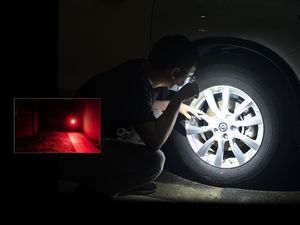 Latarka Fenix Latarka diodowa Fenix E03R (039-452) 11