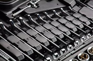 Zestaw narzędzi Neo 77 el. (08-915) 6