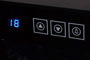 Chłodziarka do wina Camry CR 8068 5