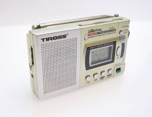 Radio Tiross TS-454 1