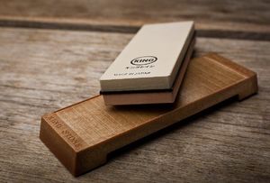 King Kamień wodny King KW-65 Gradacja 1000/6000 z podstawą uniwersalny 7