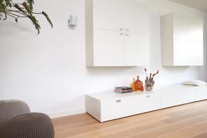 Vogels Uchwyt ścienny Sound 4201 do głośnika Sonos One, Play:1 biały (73202236) 4