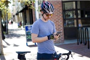 RokForm Uchwyt magnetyczny do samochodu + etui Rugged  do iPhone 6/6S Plus 11