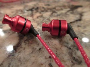 Słuchawki SoundMagic E80 4