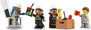 LEGO City Strażacka jednostka dowodzenia (60282) 10