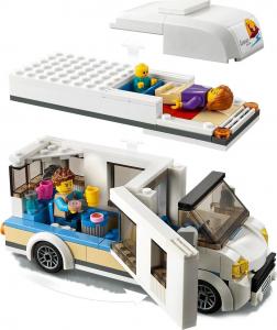 LEGO City Wakacyjny kamper (60283) 11