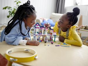 LEGO Friends Dom rodzinny Andrei (41449) 4