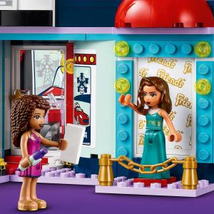 LEGO Friends Kino w Heartlake City (41448) 6