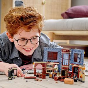 LEGO Harry Potter Chwile z Hogwartu: zajęcia z zaklęć i uroków (76385) 3