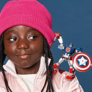 LEGO Marvel Opancerzony mech Kapitana Ameryki (76168) 9