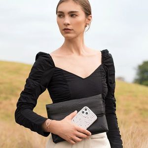 Uniq UNIQ etui Coehl Terrazzo Apple iPhone 12/12 Pro biały/natural white 7