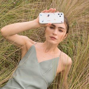 Uniq UNIQ etui Coehl Reverie Apple iPhone 12 Pro Max beżowy/soft ivory 6