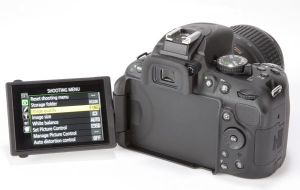 Lustrzanka Nikon APARAT NIKON D5200 18-105VR 3