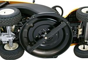 Traktor ogrodowy Cub Cadet LR1 MS76 2