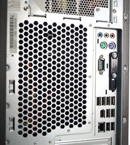 Komputer Fujitsu Celsius W480 Intel Xeon X3450 8 GB 500 GB HDD Windows 10 Home 1