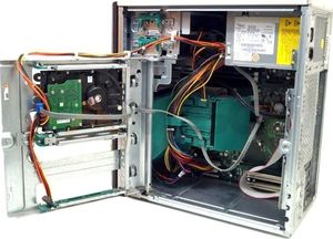 Komputer Fujitsu Fujitsu Esprimo P5625 Tower AMD Athlon X2 5200+ 2x2.6GHz 4GB 250GB HDD uniwersalny 3