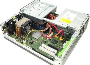 Komputer Fujitsu Fujitsu Esprimo E7935 DT Q9400 4x2.66GHz 4GB 120GB SSD DVD Windows 10 Professional PL uniwersalny 3