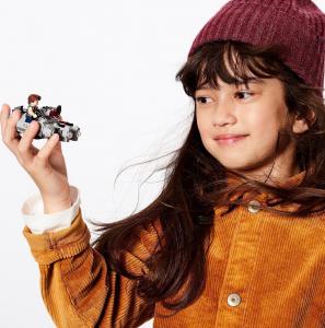 LEGO Star Wars Mikromyśliwiec Sokół Millennium (75295) 9