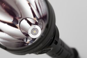 Latarka Speras Latarka akumulatorowa Speras T1 OSRAM 1200 lumenów Zasięg 1300m! + 2x akumulator o pojemności 2600 mAh 9