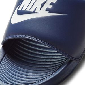 Nike Klapki Nike Victori One CN9675 401 CN9675 401 granatowy 44 4