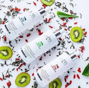 Apis Oczyszczający tonik antybakteryjny z zieloną herbatą Acne-stop 300 ml 3