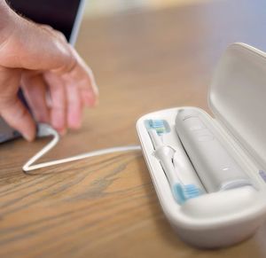 Szczoteczka Philips Szczoteczka soniczna Sonicare DiamondClean 9000 HX8494/01 Biała + Irygator Airfloss Ultra 7