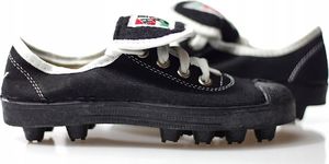 Buty piłkarskie, korkotrampki HEK uniwersalny 4