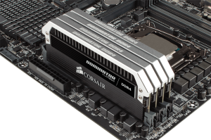 Pamięć Corsair Dominator Platinum, DDR4, 16 GB, 2666MHz, CL15 (CMD16GX4M2A2666C15) 4