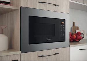 Kuchenka mikrofalowa Indesit MWI120GX 4