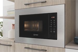 Kuchenka mikrofalowa Indesit MWI120GX 10