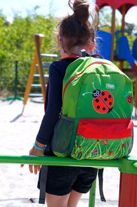 Hugger Plecak tornister dla dzieci Hugger, Let's Go! - Large, wiek 6-9 lat, wzór Ladybirds 1