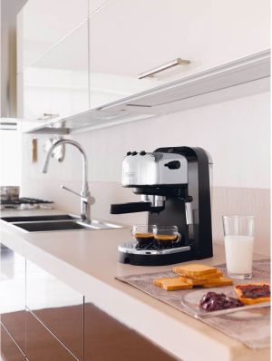 Ekspres ciśnieniowy DeLonghi EC271.B 6