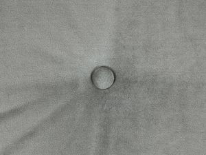 Beliani Sofa 3-osobowa welurowa szara LENVIK 7