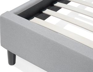 Beliani Łóżko tapicerowane 160 x 200 cm jasnoszare SAVERNE 5