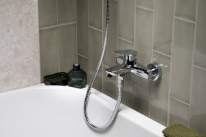 Bateria wannowa KFA Abasha ścienne chrom (5234-010-00) 2