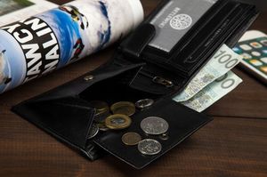 Betlewski BETLEWSKI Skórzany portfel męski CLASSIC 6