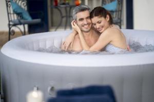 SPA ogrodowe Bestway Lay-Z-Spa St. Lucia 170 cm x 66 cm (60037) 12