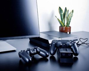 Venom podwójna stacja ładująca do padów PS4 (1668) 3