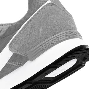 Nike Buty męskie NIKE VENTURE RUNNER 45 6