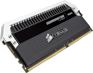 CORSAIR - CORSAIR DOMINATOR DDR4 3000 32GB ② Corsair Dominator Platinum, DDR4, 32 GB, 3000MHz, CL15