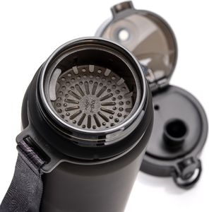 Meteor Butelka z sitkiem czarna 650 ml 5